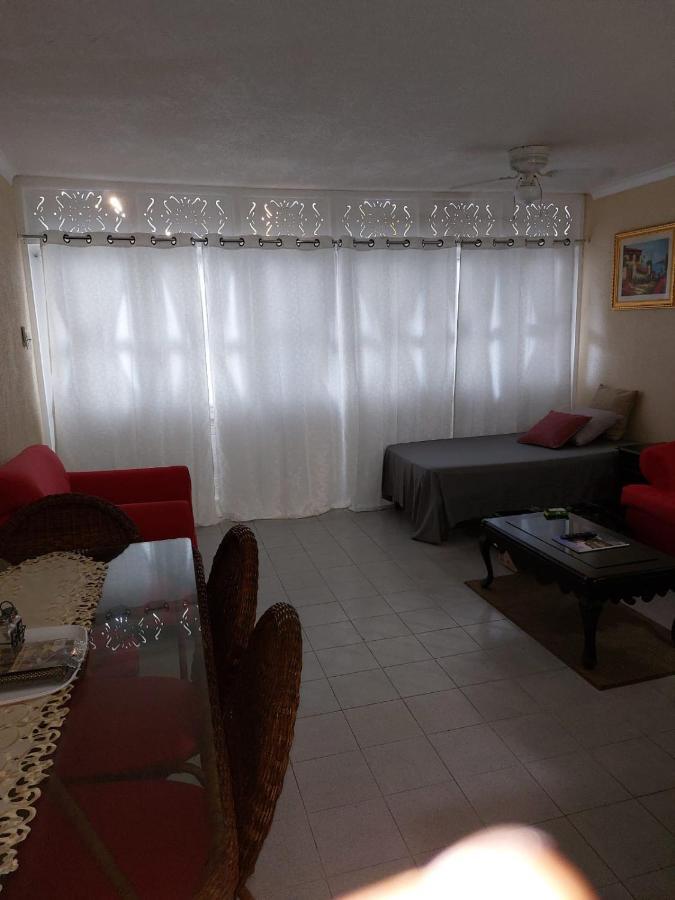 Cozy Villa Escape Runaway Bay Extérieur photo